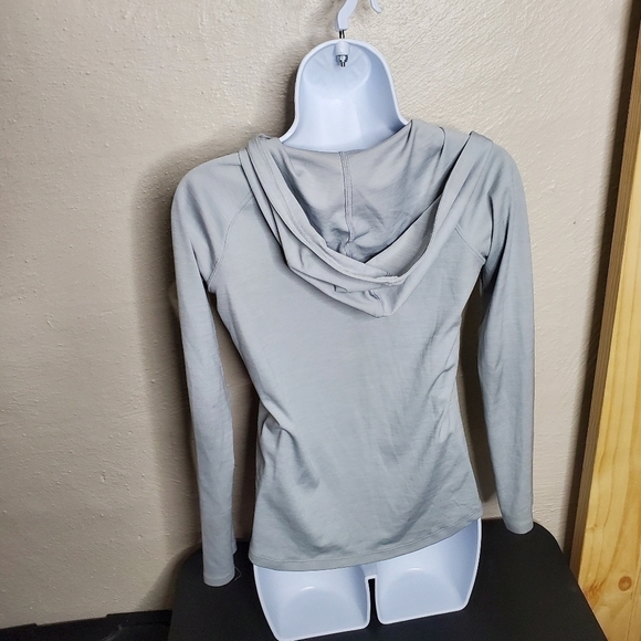 Under Armour Light Weight Pullover Youth Large Grey - Picture 8 of 9